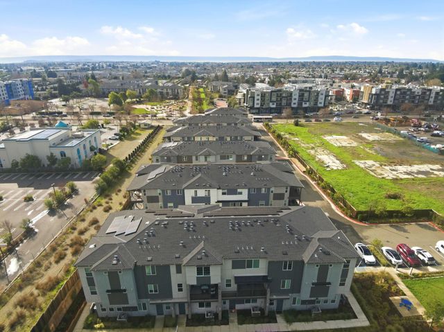 721 Delve Ct, Hayward, CA 94544