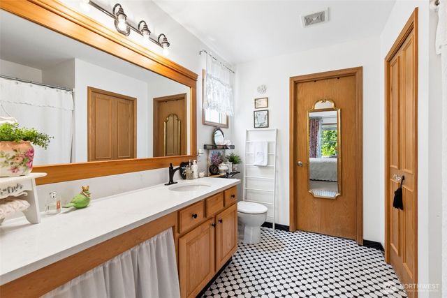 2947 McNeil Street, Dupont, WA 98327