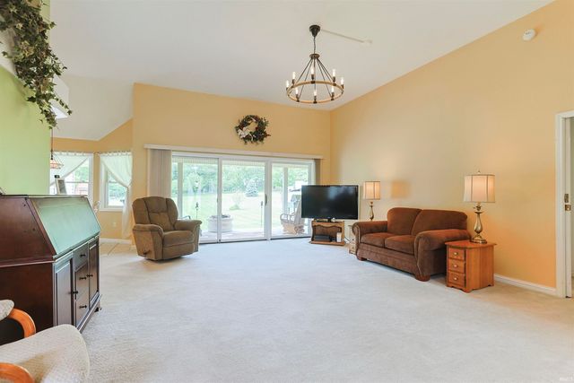609 S Bray Street, New Carlisle, IN 46552