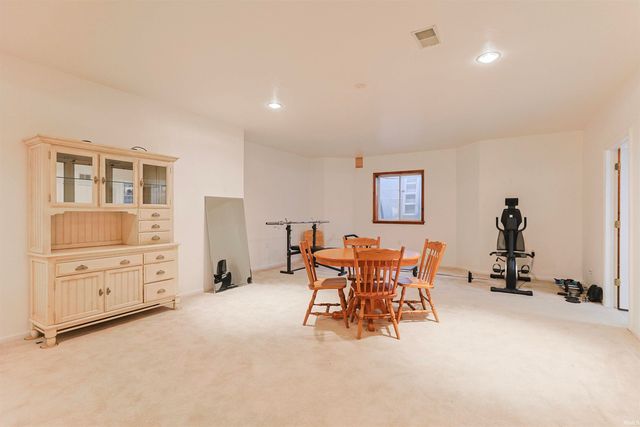 609 S Bray Street, New Carlisle, IN 46552