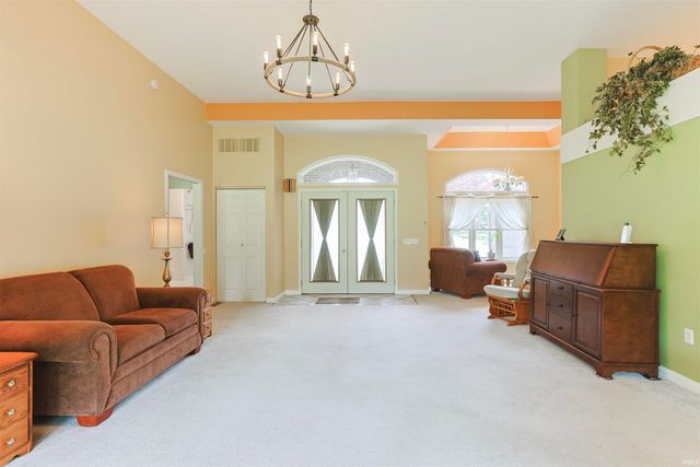 609 S Bray Street, New Carlisle, IN 46552