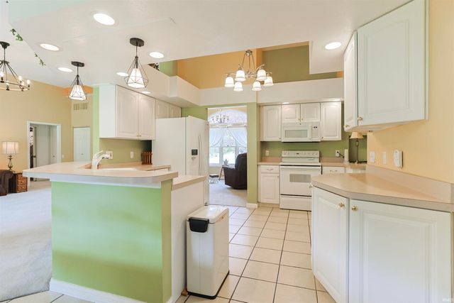 609 S Bray Street, New Carlisle, IN 46552
