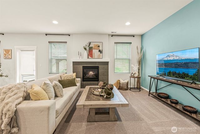 2744 Saga Court NE, Lacey, WA 98516