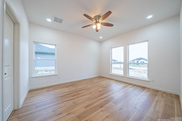 140 Camino Verde, La Vernia, TX 78121