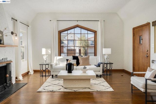 1914 105Th Ave, Oakland, CA 94603