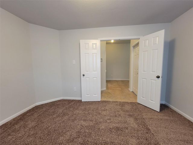 2723 Wild Oak Park Drive, Conroe, TX 77385