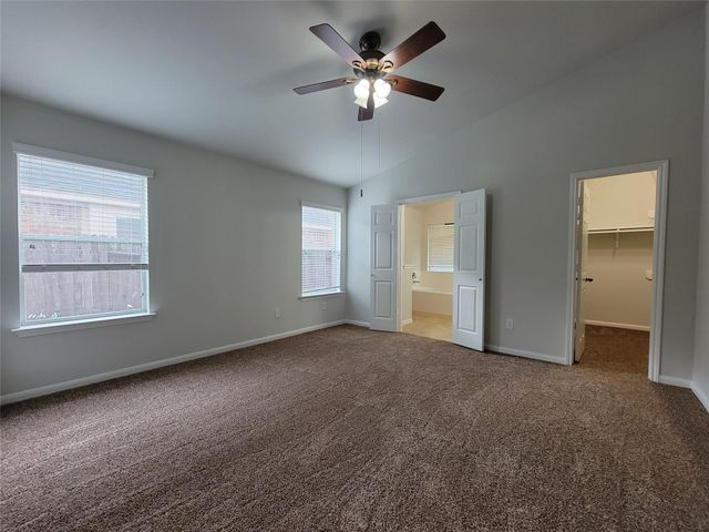 2723 Wild Oak Park Drive, Conroe, TX 77385