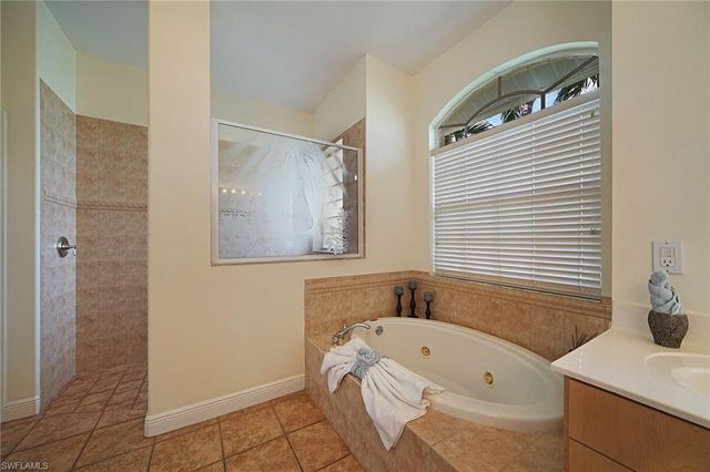 4829 SW 23rd AVE, Cape Coral, FL 33914