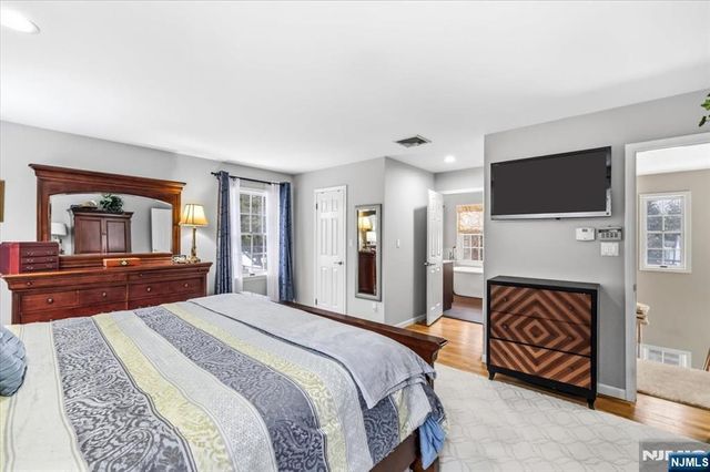 4 Lindeman Avenue, Closter, NJ 07624