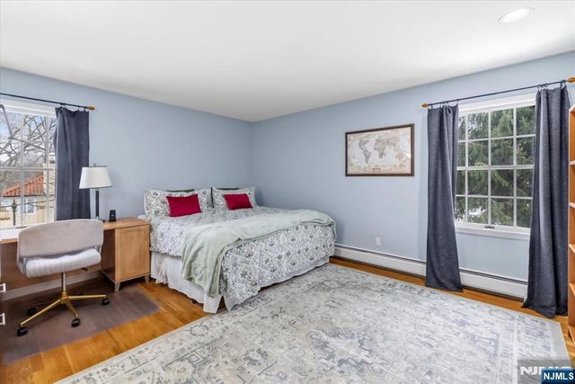 4 Lindeman Avenue, Closter, NJ 07624