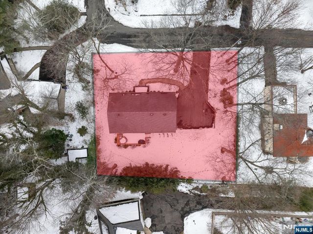 4 Lindeman Avenue, Closter, NJ 07624