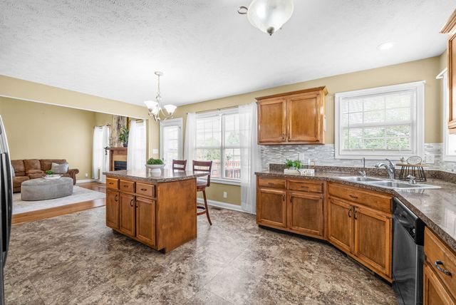 3645 Rocky Top Court, Clarksville, TN 37040