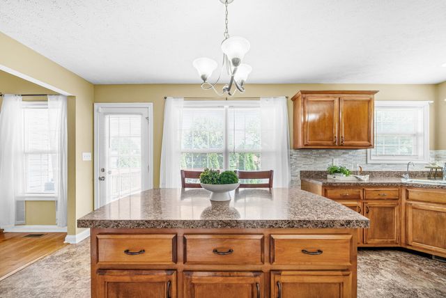3645 Rocky Top Court, Clarksville, TN 37040
