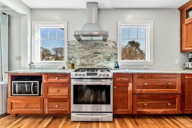 83 Lake Drive, Centerville, MA 02632