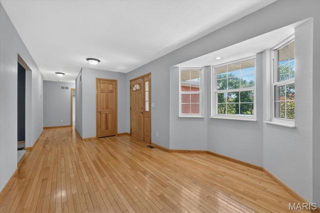 813 E Haven Drive, Waterloo, IL 62298