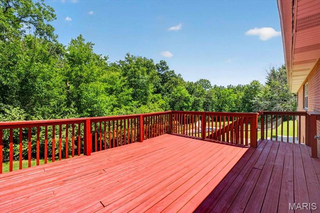 813 E Haven Drive, Waterloo, IL 62298