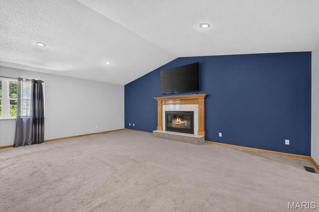 813 E Haven Drive, Waterloo, IL 62298