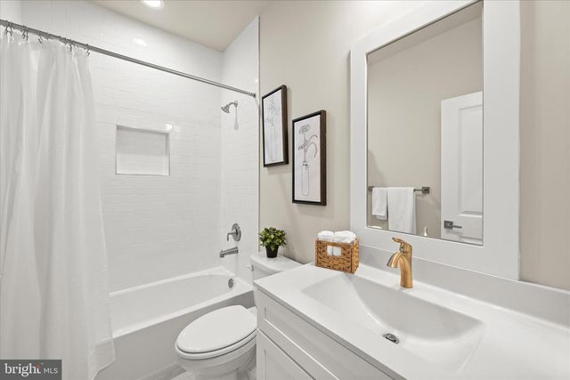 2527A FOURLEAF DR, Finksburg, MD 21048