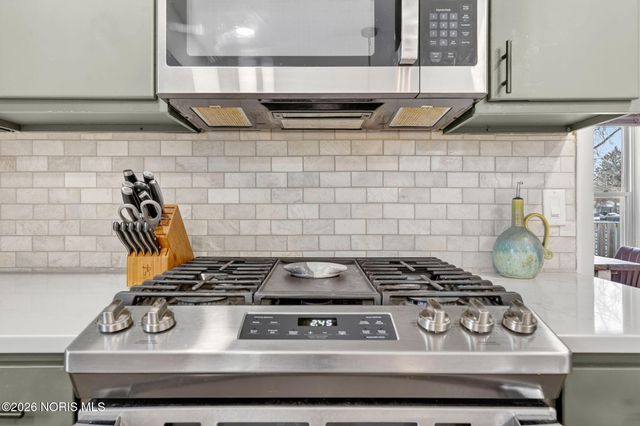 1931 Cherrylawn Drive, Toledo, OH 43614