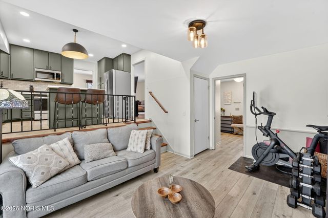 1931 Cherrylawn Drive, Toledo, OH 43614