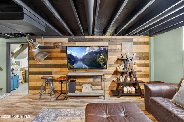 1931 Cherrylawn Drive, Toledo, OH 43614