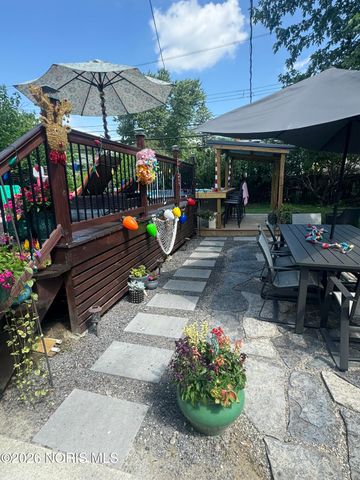 1931 Cherrylawn Drive, Toledo, OH 43614