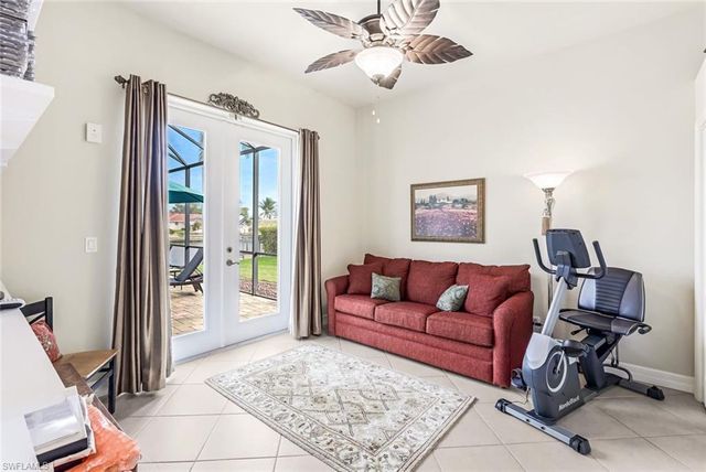 1911 SE 35th ST, Cape Coral, FL 33904