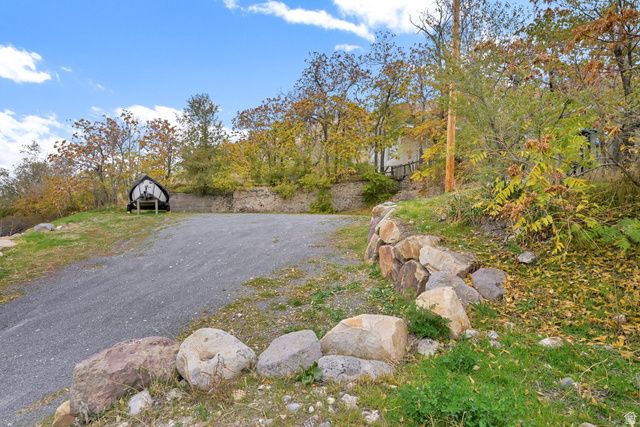 694 N WEST CAPITOL ST, Salt Lake City, UT 84103