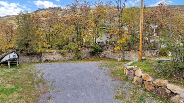 694 N WEST CAPITOL ST, Salt Lake City, UT 84103