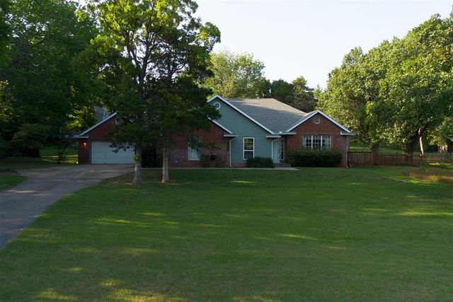 3333 Everett Drive, Edmond, OK 73013