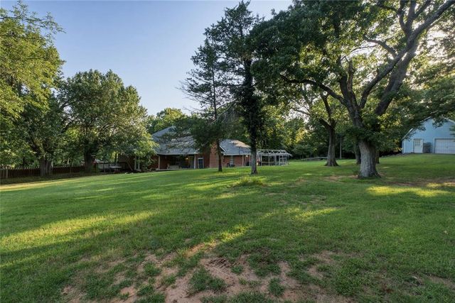 3333 Everett Drive, Edmond, OK 73013