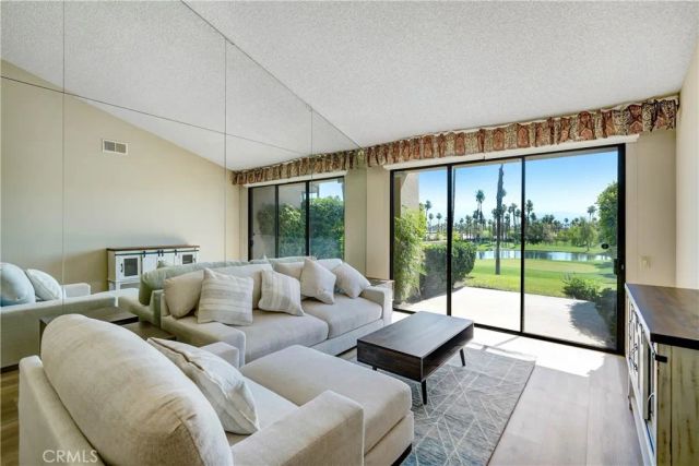 39856 Narcissus, Palm Desert, CA 92211