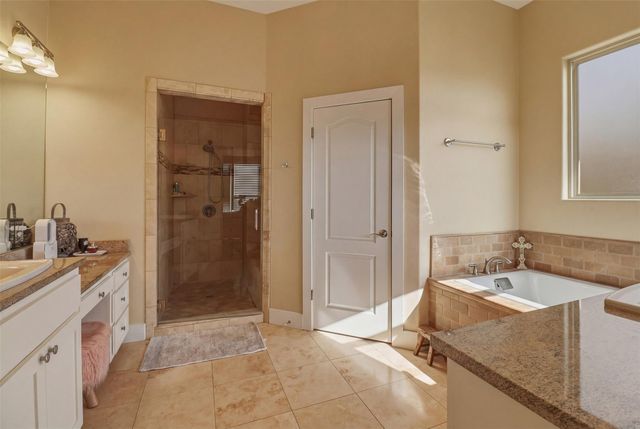 320 Park LN, Burnet, TX 78611