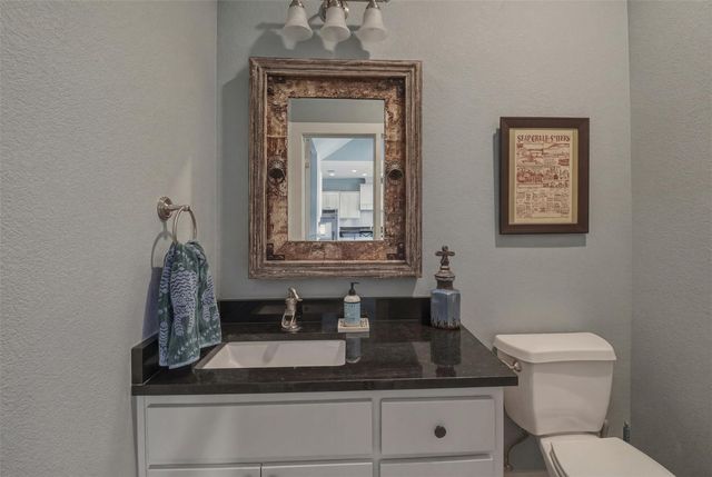 320 Park LN, Burnet, TX 78611