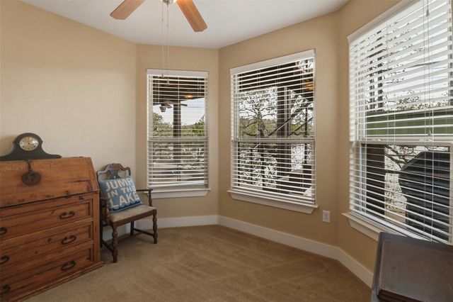 320 Park LN, Burnet, TX 78611
