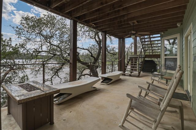 320 Park LN, Burnet, TX 78611