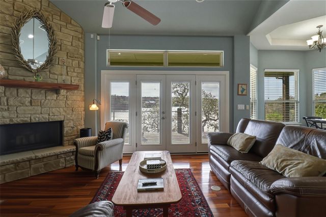 320 Park LN, Burnet, TX 78611