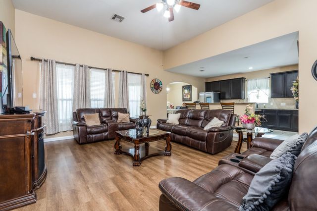 18879 Atascosa Trail, Magnolia, TX 77355