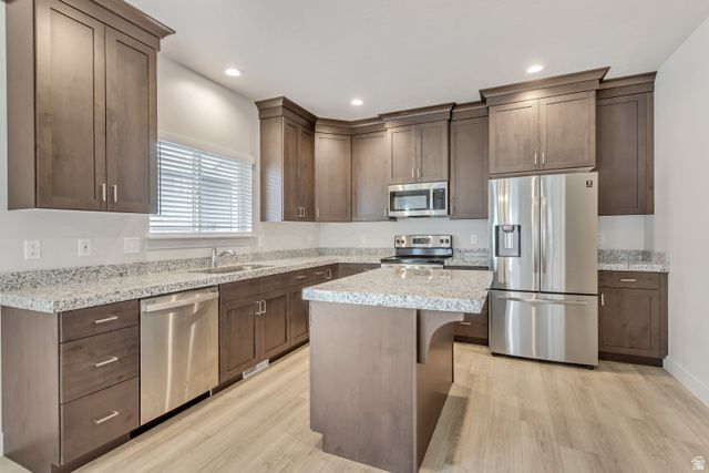 4572 E FLOWER PT, Eagle Mountain, UT 84005