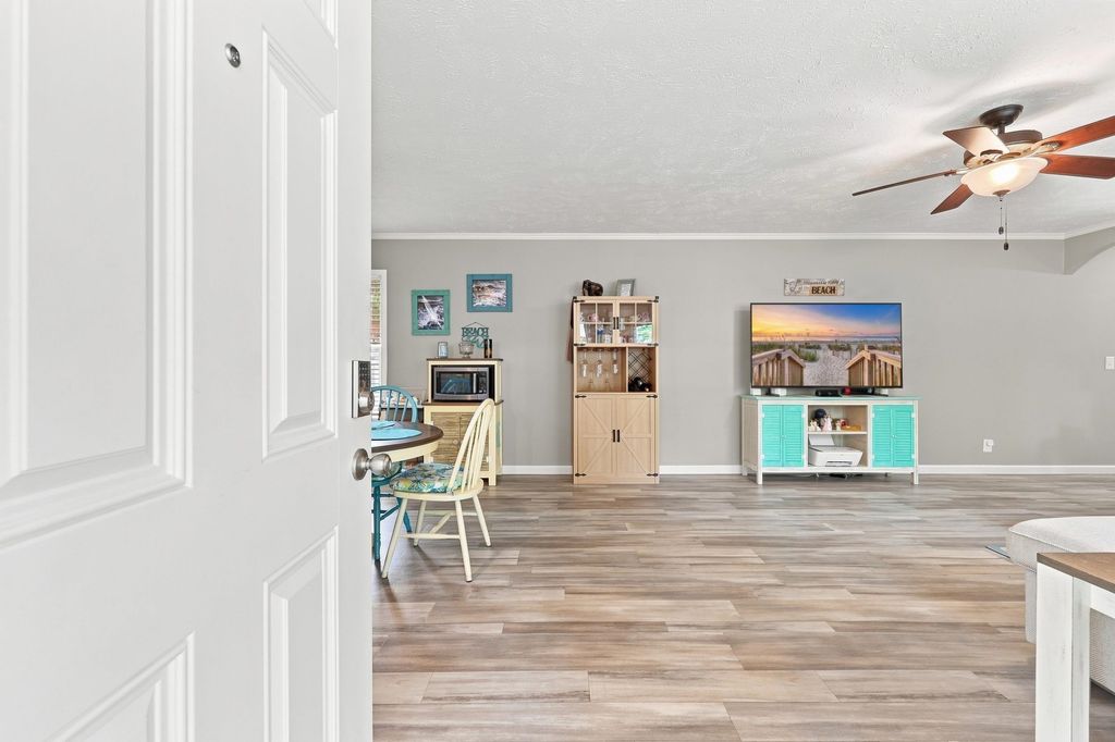 4604 Albatross St., North Myrtle Beach, SC 29582 — photo 5