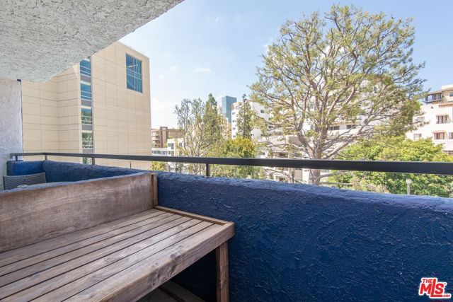 10982 Roebling Avenue 347, Los Angeles, CA 90024