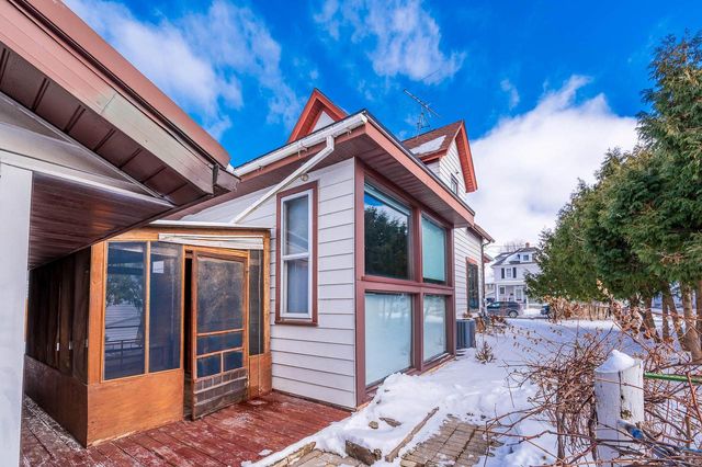 616 Park STREET, Watertown, WI 53098