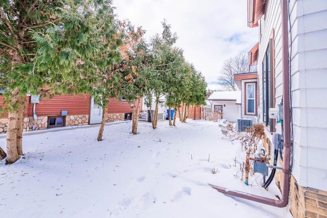 616 Park STREET, Watertown, WI 53098