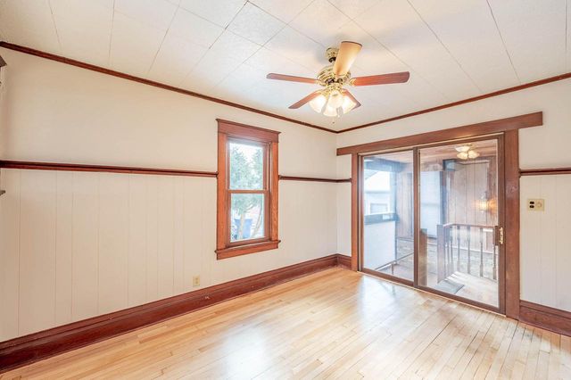 616 Park STREET, Watertown, WI 53098