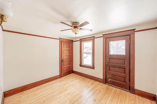 616 Park STREET, Watertown, WI 53098