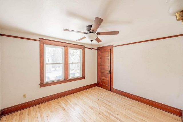 616 Park STREET, Watertown, WI 53098