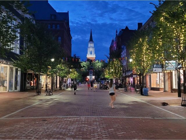 81-83 Adams Street, Burlington, VT 05401