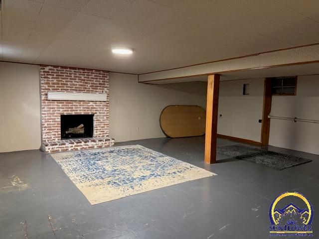 1838 SW Village DR, Topeka, KS 66604