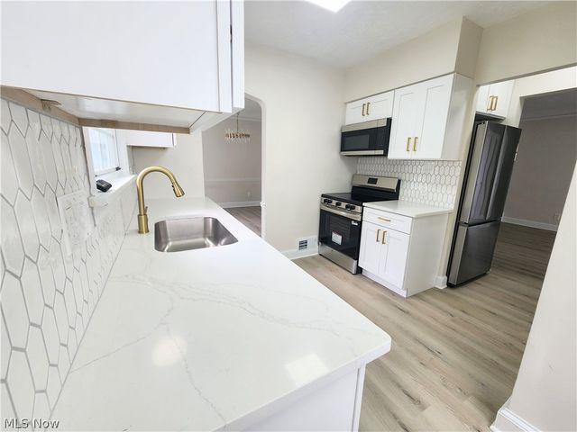 1166 Argonne Road, South Euclid, OH 44121