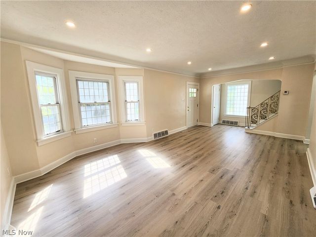 1166 Argonne Road, South Euclid, OH 44121